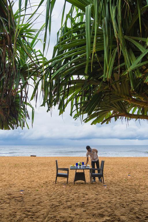 Jie Jie Beach Hotel Ваддува Экстерьер фото