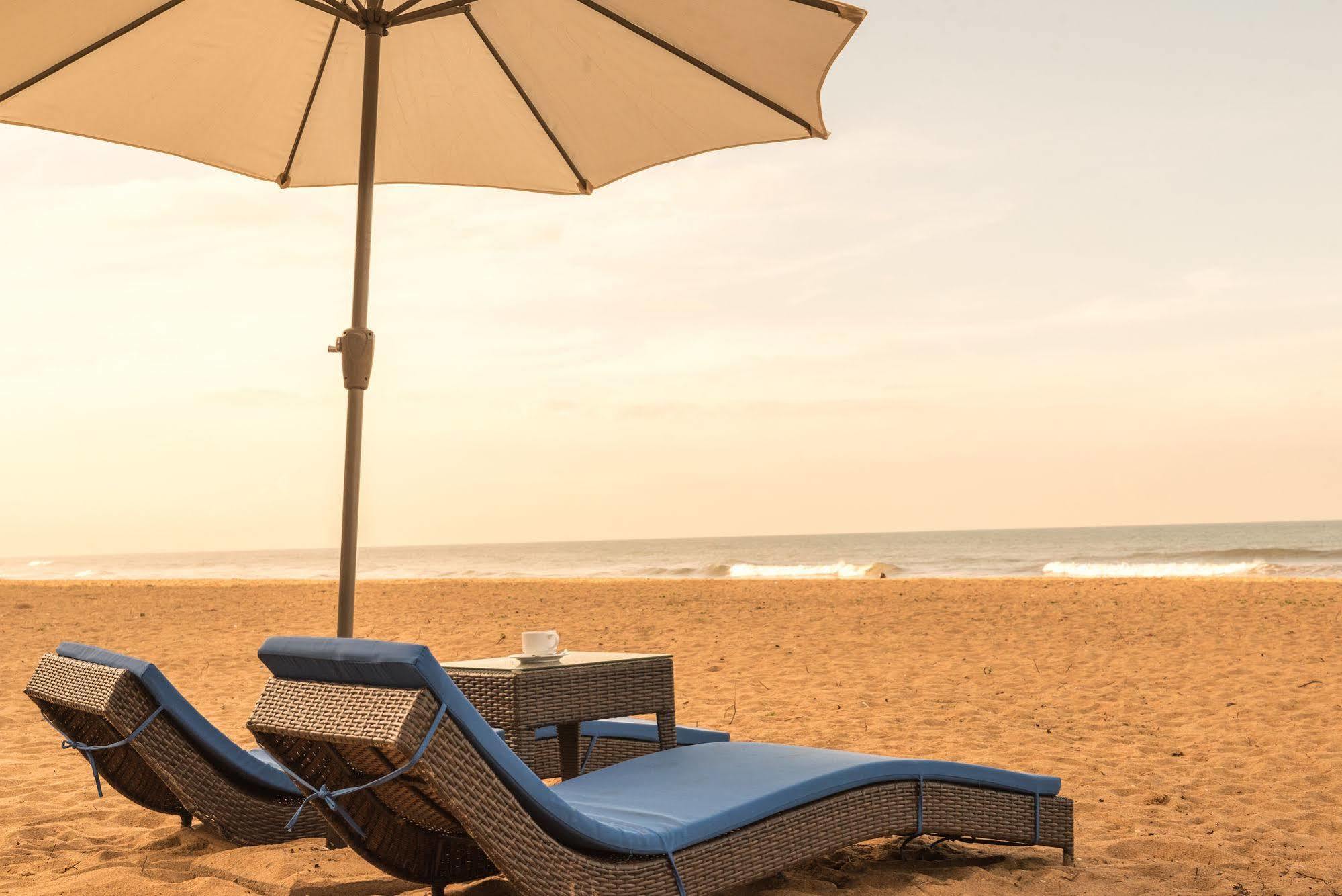 Jie Jie Beach Hotel Ваддува Экстерьер фото